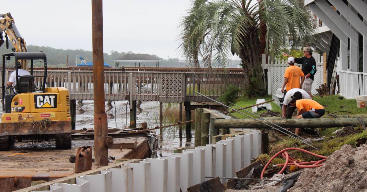 BULKHEADS / SEAWALLS Navy-Style? Waterbridge Contractors