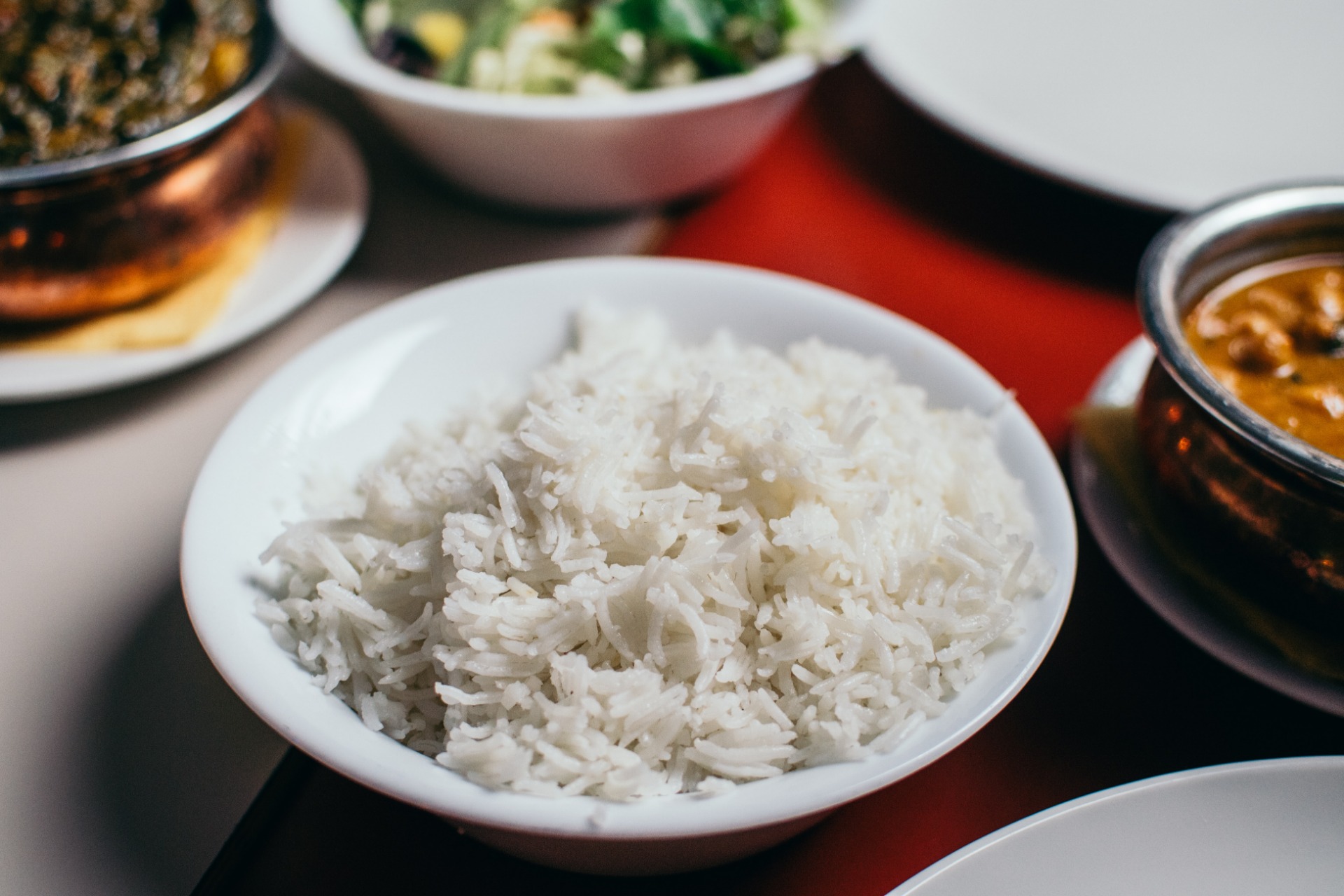 Bowl of cooked white rice which has lectins but after refrigerating, eating the following day, is a healthy resistant starch