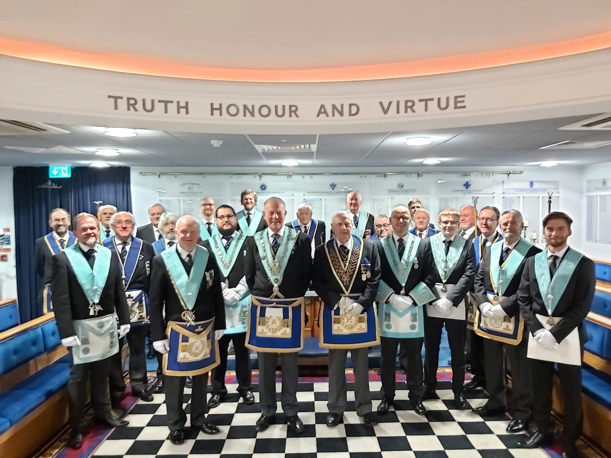 Members and visitors to an Onslow Lodge meeting