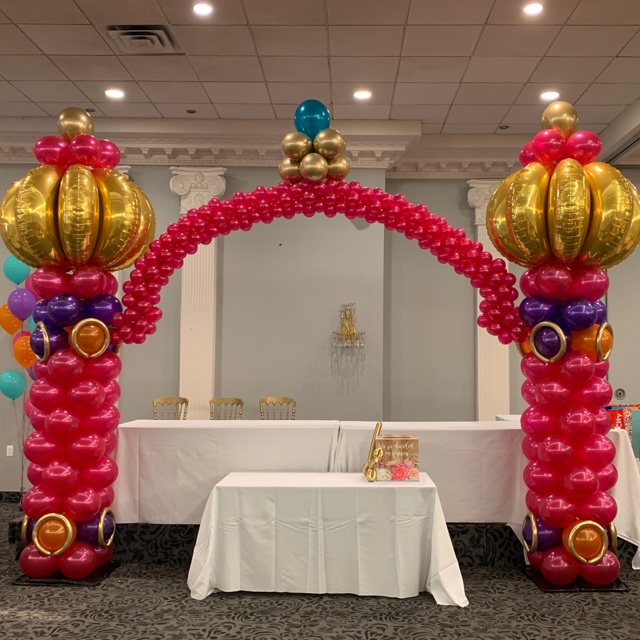 Aladdin Balloon Arch