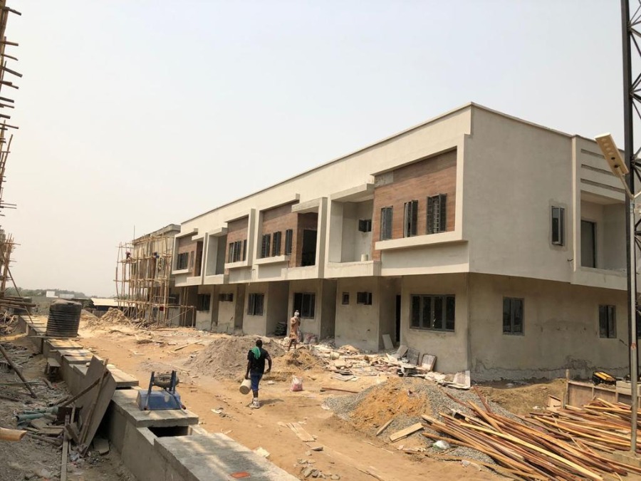 CHEVY CASTLE APARTMENT, CHEVRON, LEKKI.