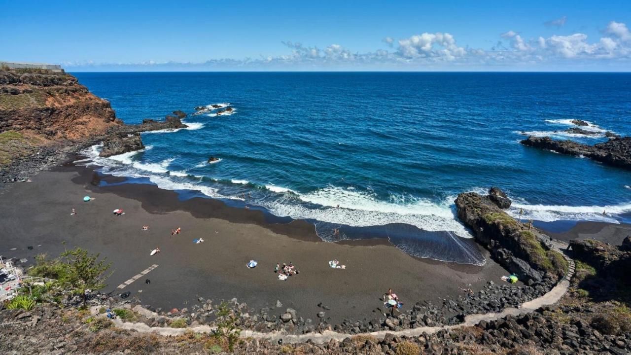 Čierna sopečná pláž Tenerife